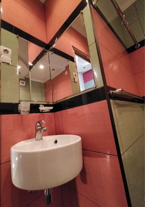 Сдам посуточно/почасово,3часа 500 грн,2-х комн квартиру на Автовокзале