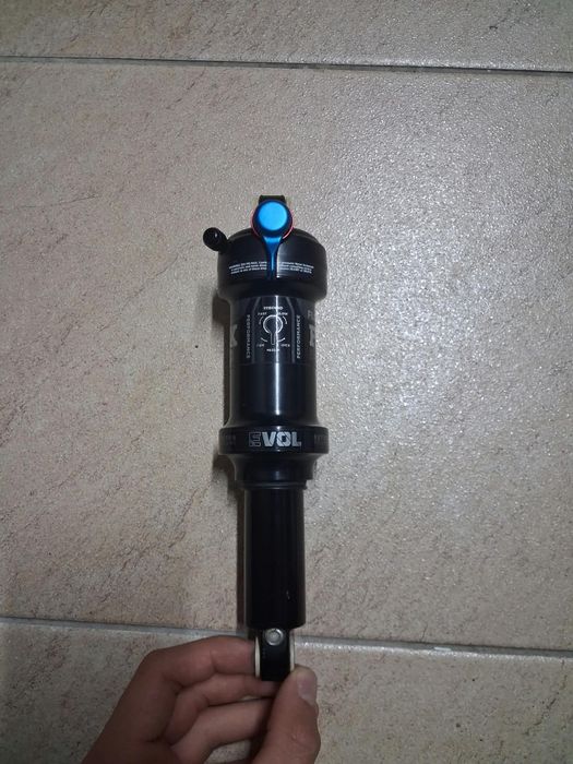 Damper Fox FOX Float DPS EVOL Performance 200x57
