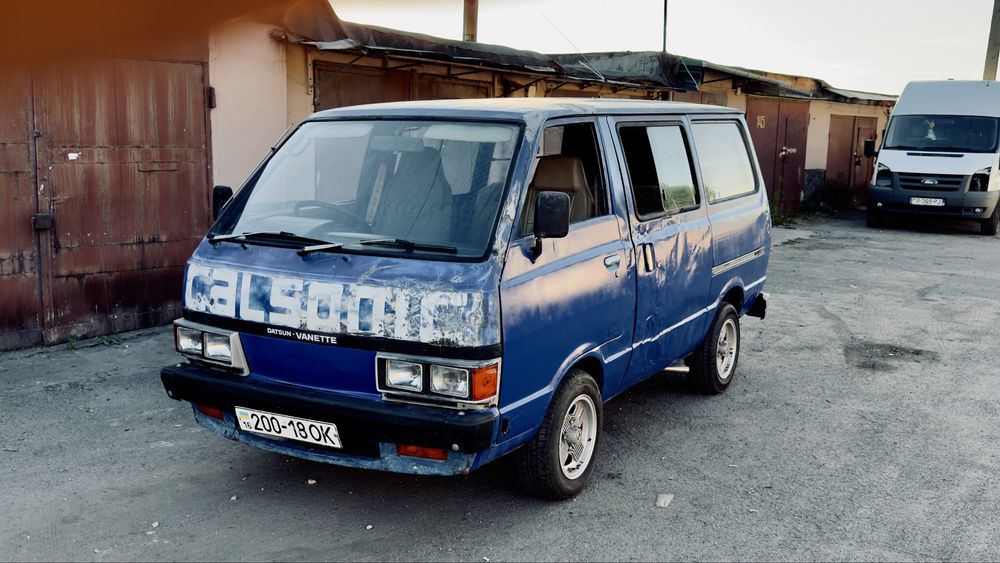Nissan Vanette c122