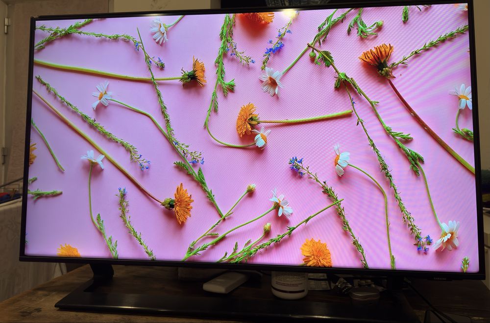 Tv 43p samsung…..,