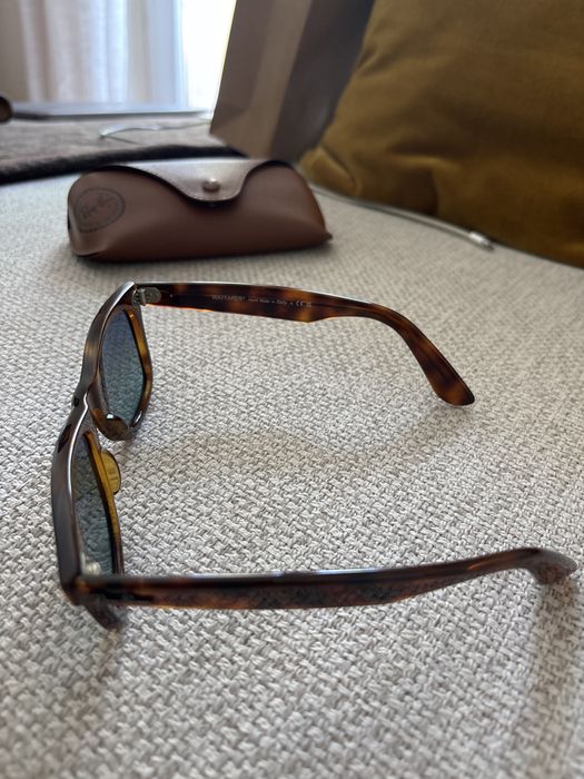 Ray Ban Wayfarer (Castanho tartaruga c/ lente azul clara)