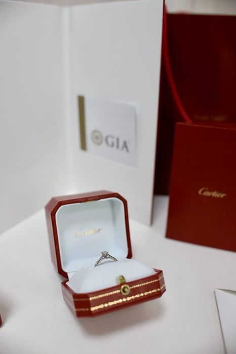 Ювелірний виріб Cartier (оригінал)