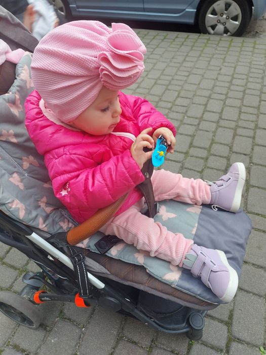 Весняна шапочка тюрбан для дівчинки