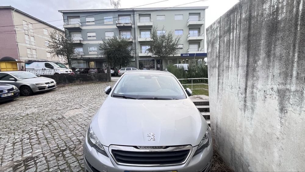Vendo peugeot 308 allure em muito bom estado