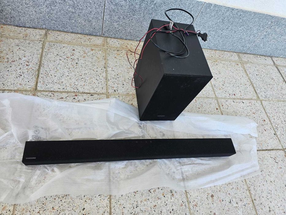 Soundbar Samsung HW-T420 150W Dolby Digital 2.1 Bluetooth