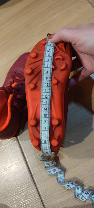 Продам Шиповки Decathlon Kipsta Agility 8540029 Бордовий 30 Розмір