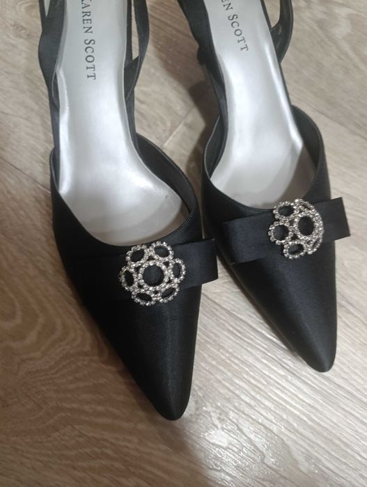 Босоніжки Karen Scott 39-40