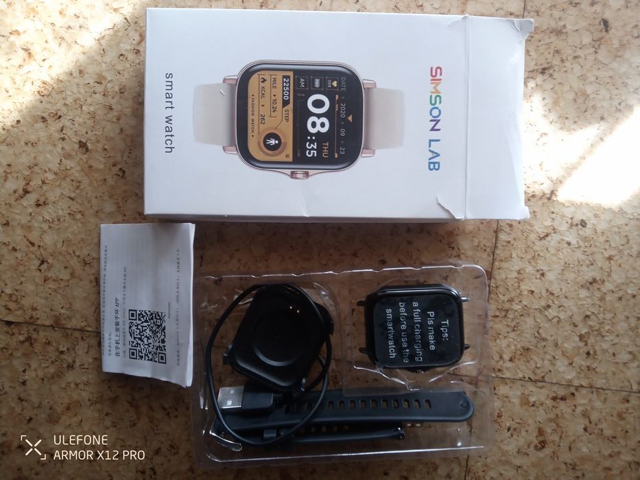 Smartwatch novo c mostra a foto