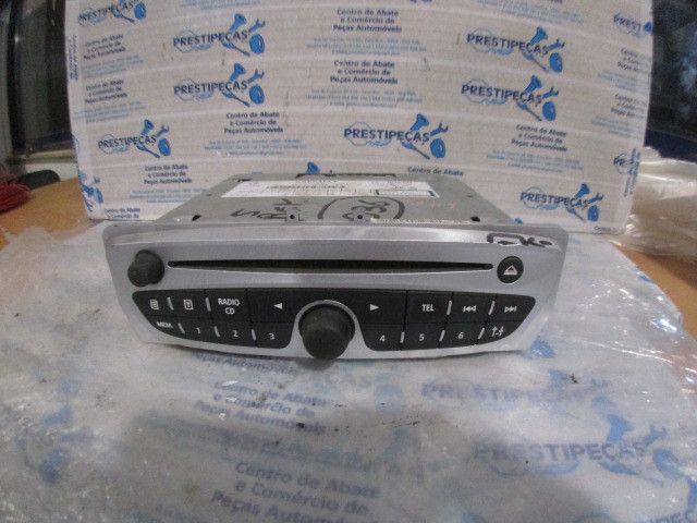 Rádio / auto-rádio RENAULT Megane III (BZ0_)