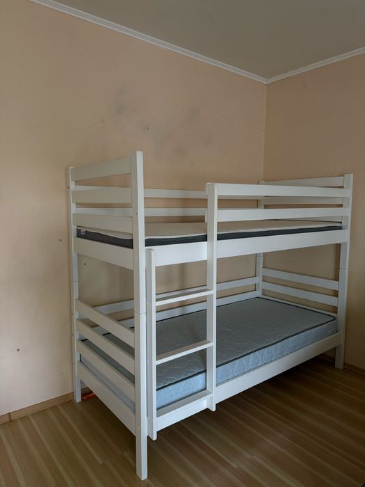 Продам двоповерхову кровать