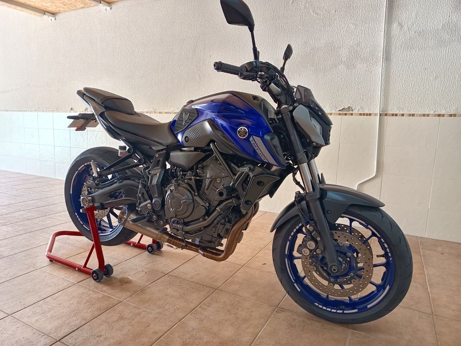 Yamaha MT 07 2021