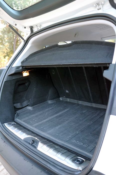 Peugeot 2008 1.6 e-Hdi **Irrepreensível **