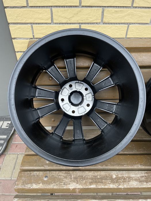 Диски R18 5.130 ET53 Фольцваген Тоурег Ауді Q7 Порш Каєн