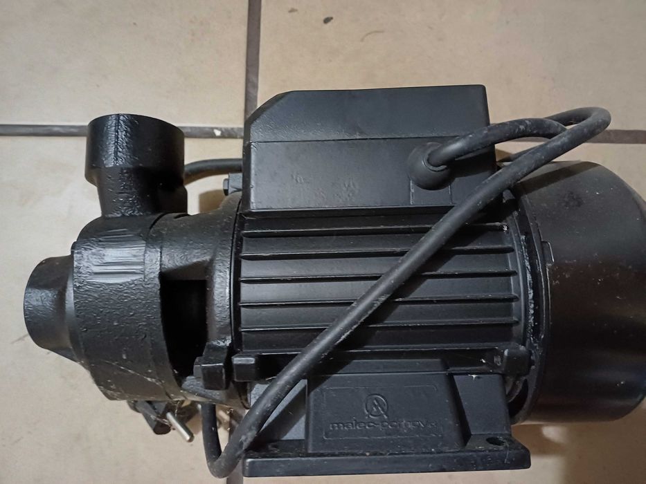 Qb60 samozasysająca pompa jednostopniowa Malec