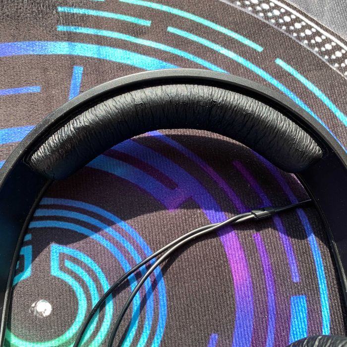 Навушники Sennheiser HD 65 TV та інші