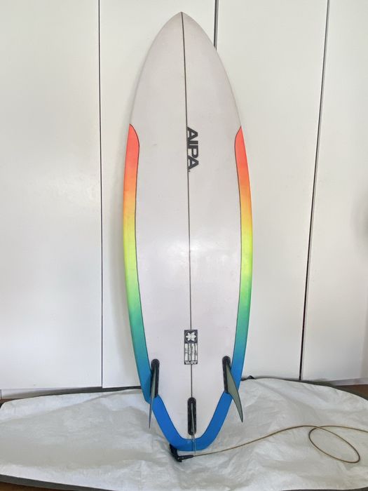Prancha de surf 6’0 Aipa Dark Twinn