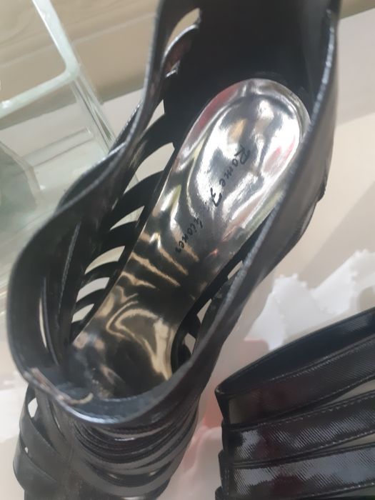 Buty ŚLICZNE botki na paski