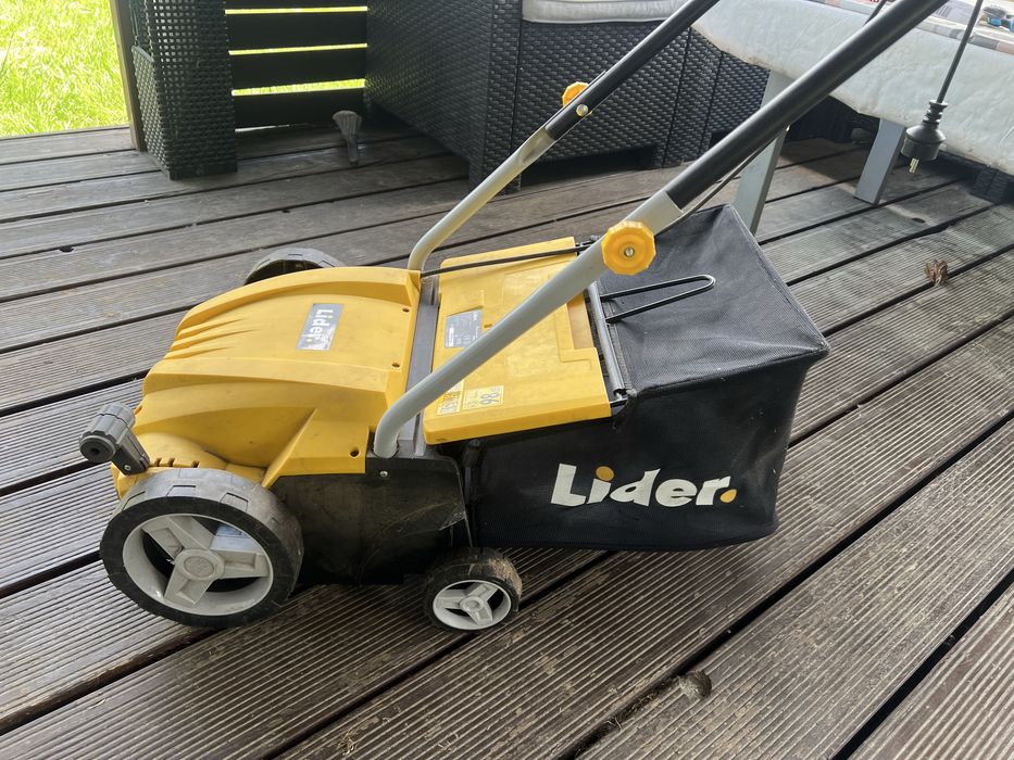 ELEKTRYCZNY  Aerator wertykulator