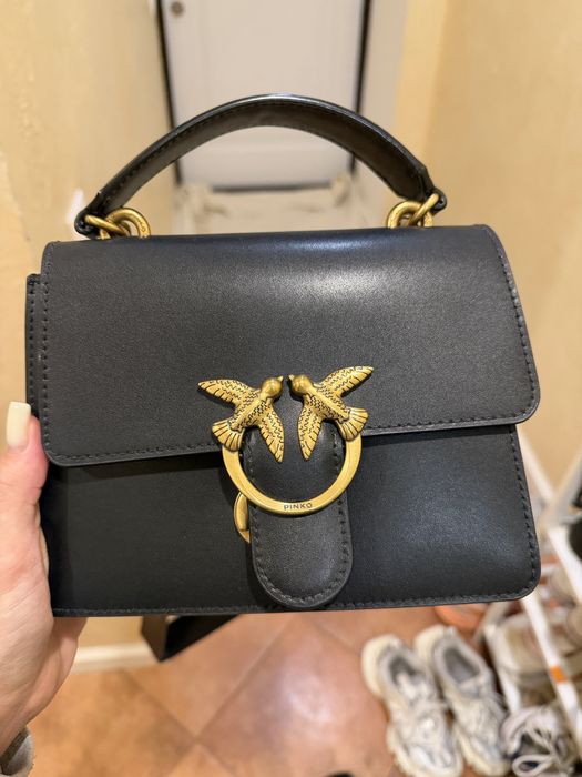 Сумочка Pinko.