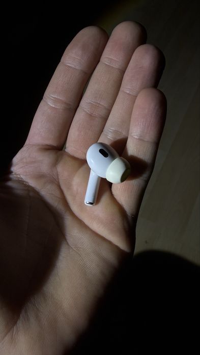 Airpods pro 2 покоління