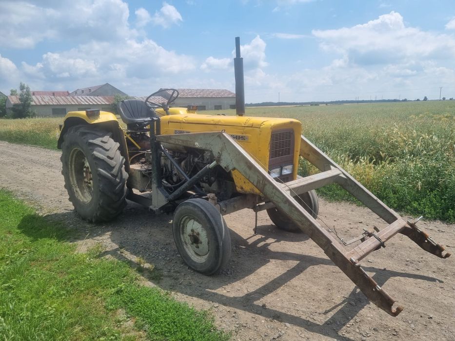 Ursus C360-3P z turem i wspomaganiem