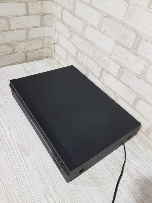 Програвач CD дисків Harman Kardon HD 7325/7425, б/у з Німеччини