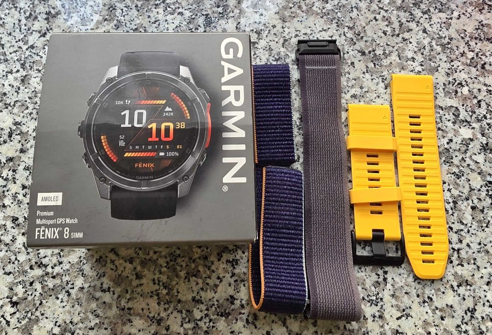 Garmin Fēnix 8 AMOLED 51 mm – PL Topo Polska, 4 paski, pudełko