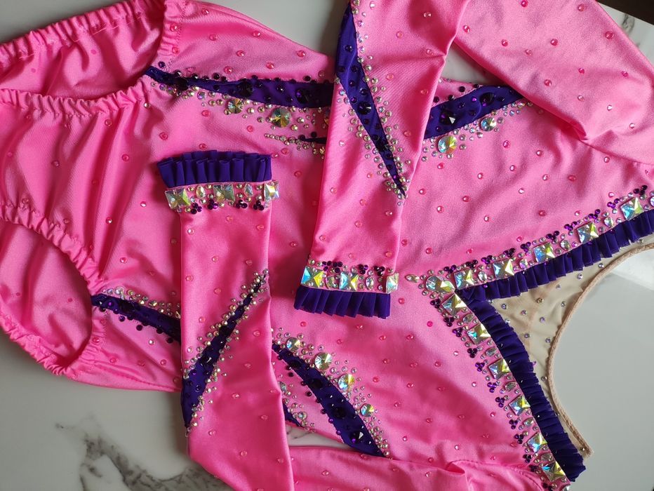 Купальник для художньої гімнастики. Купальник для художественной