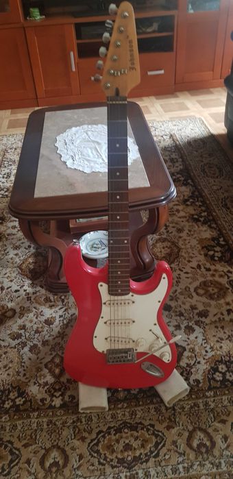 guitarra elétrica Johnson