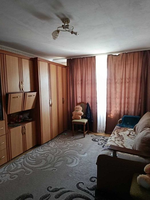 Обмін! 3-кімнатна квартира в Любешеві на 2-кімнатну квартиру в Луцьку. Розгляну варіанти.