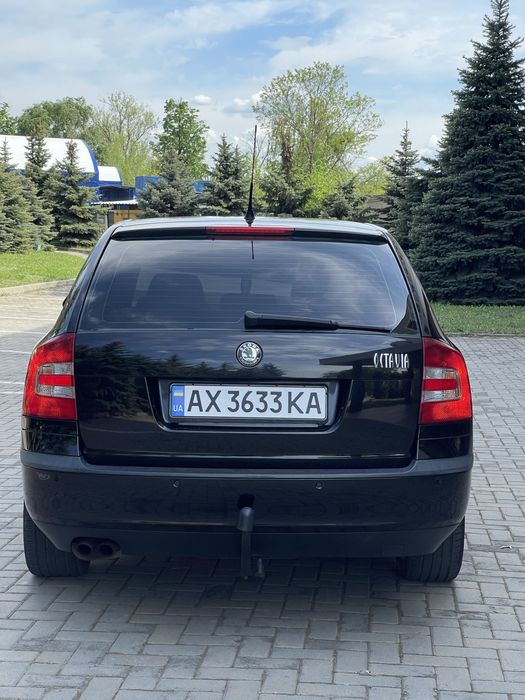 Skoda Octavia A5 2.0 бенз Автомат Laurin Klement