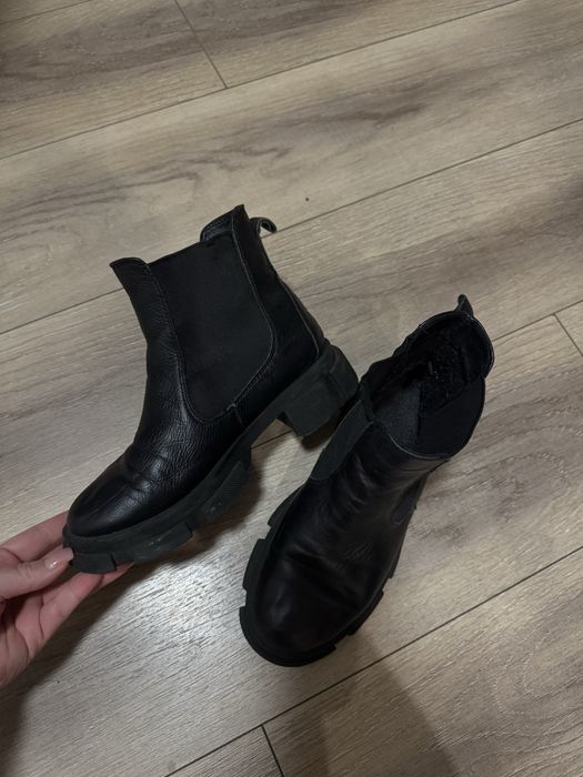 шкіряні челсі 36 розмір(23,5устілка)