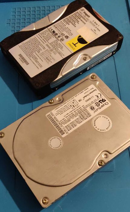 Discos Rígidos Vintage:  Quantum Fireball & Seagate U Series 5