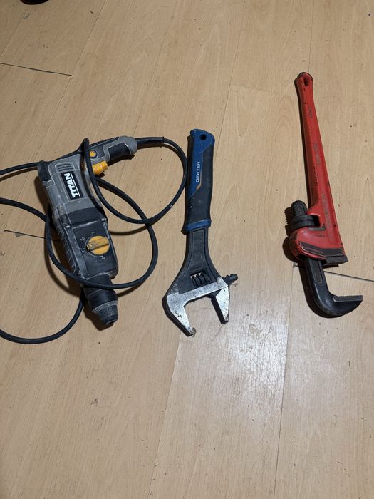 Torna, chave inglesa e de grifes