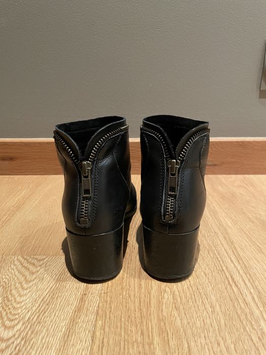 Botas/botins pretos em pele N36