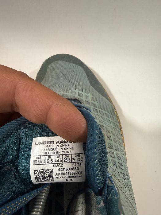 Кросівки under armour