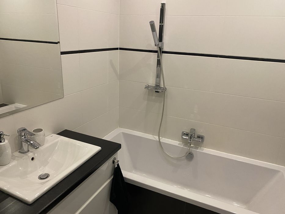 Mieszkanie Centrum 47m Garaz w cenie, klima, winda, os zamkniete