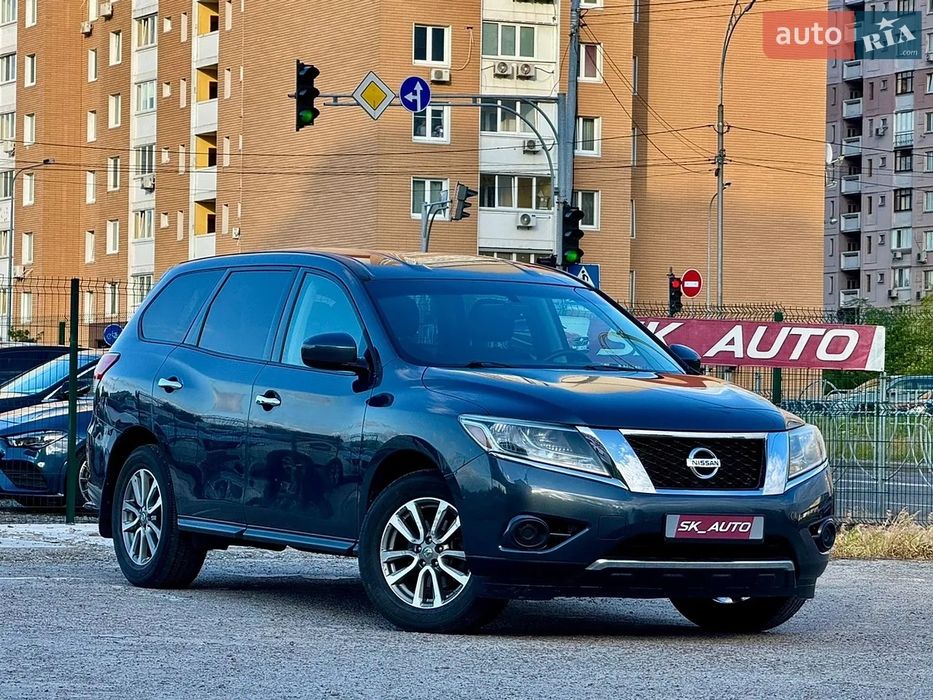 Продаю свого Nissan Pathfinder 2014 р. Я власник