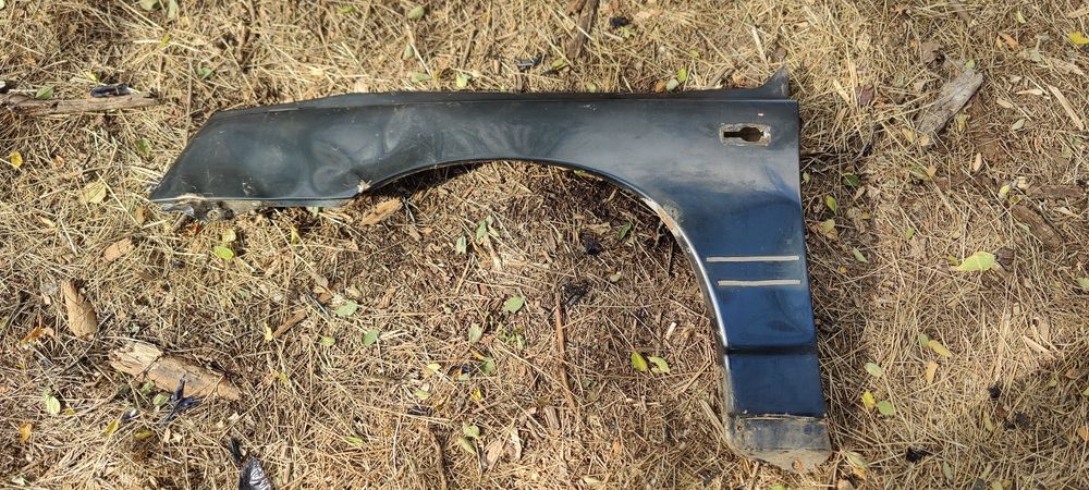 Продам ліве крило ваз 2110 2111 2112