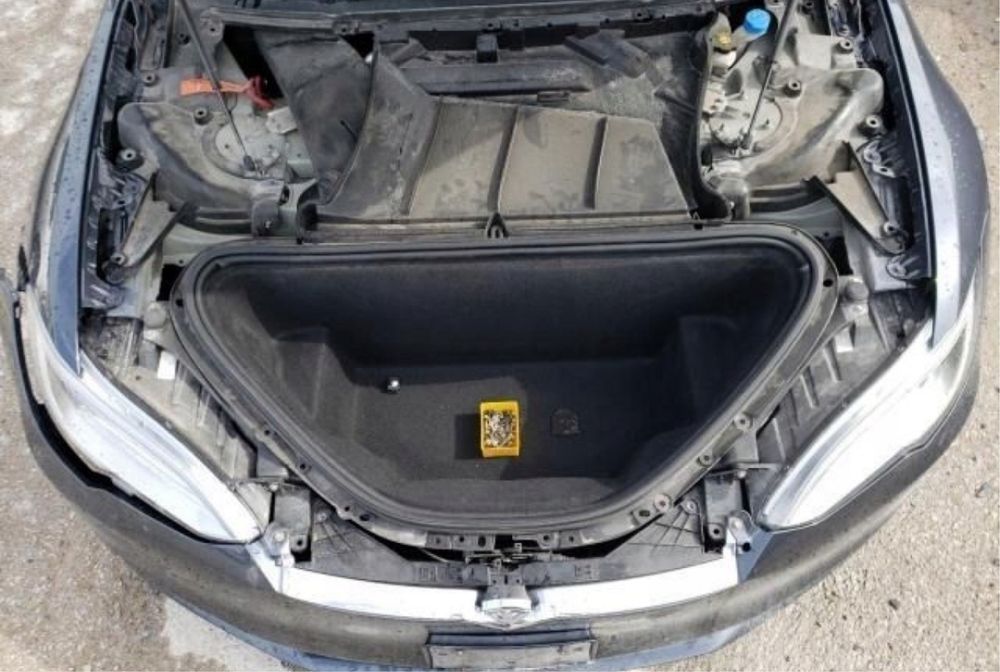 Розборка разборка Шрот Tesla S рест дорест