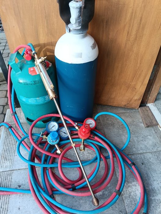 Propan butan tlen z reduktorami wężami palnikiam