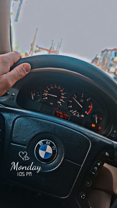 Sprzedam bmw e39 2000r  2.0d o mocy 136 koni odpala jezdzi bezowy srod