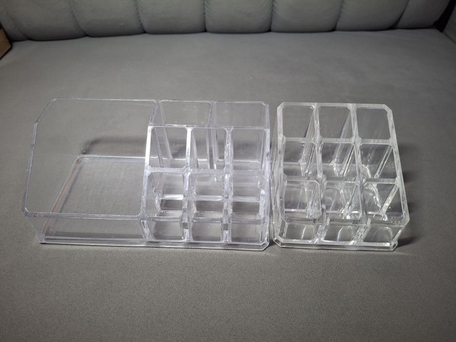 Organizery do makijażu