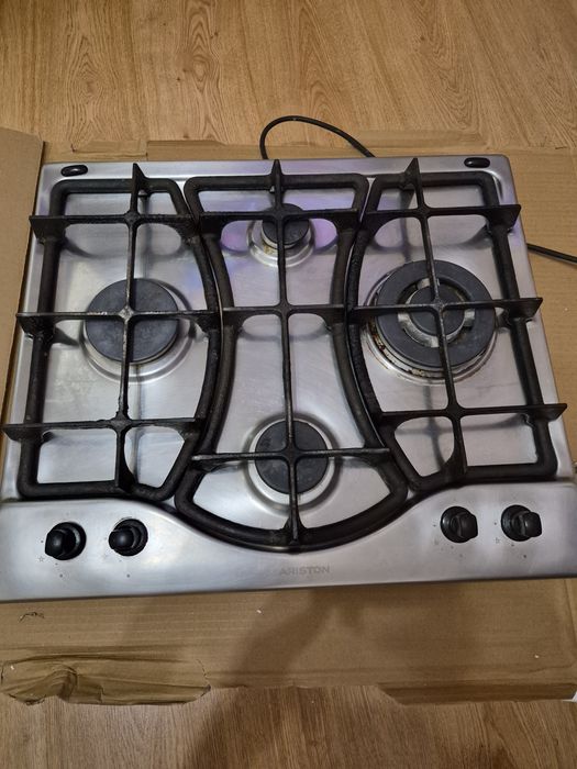 Газова Ariston варильня  поверхня  плита