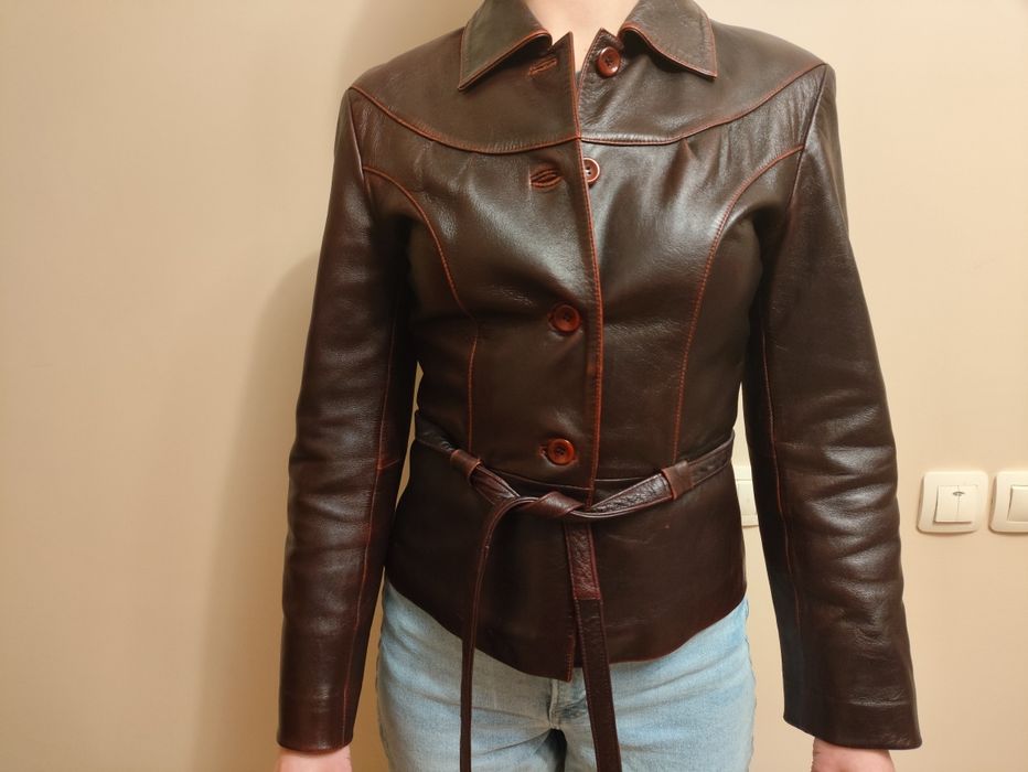 Шкіряна куртка кортка