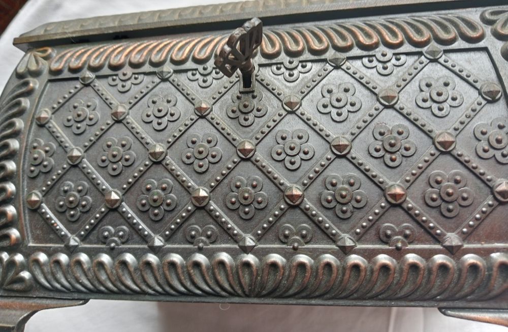 Шкатулка для вашего интерьера.