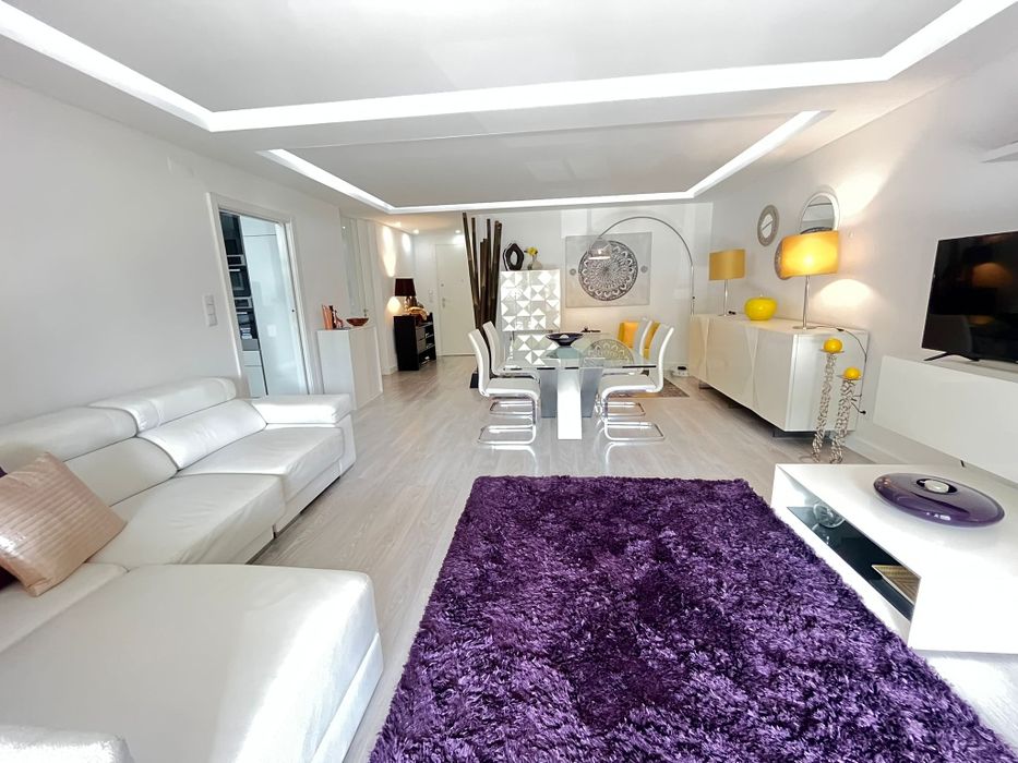 Aparador branco + mesa