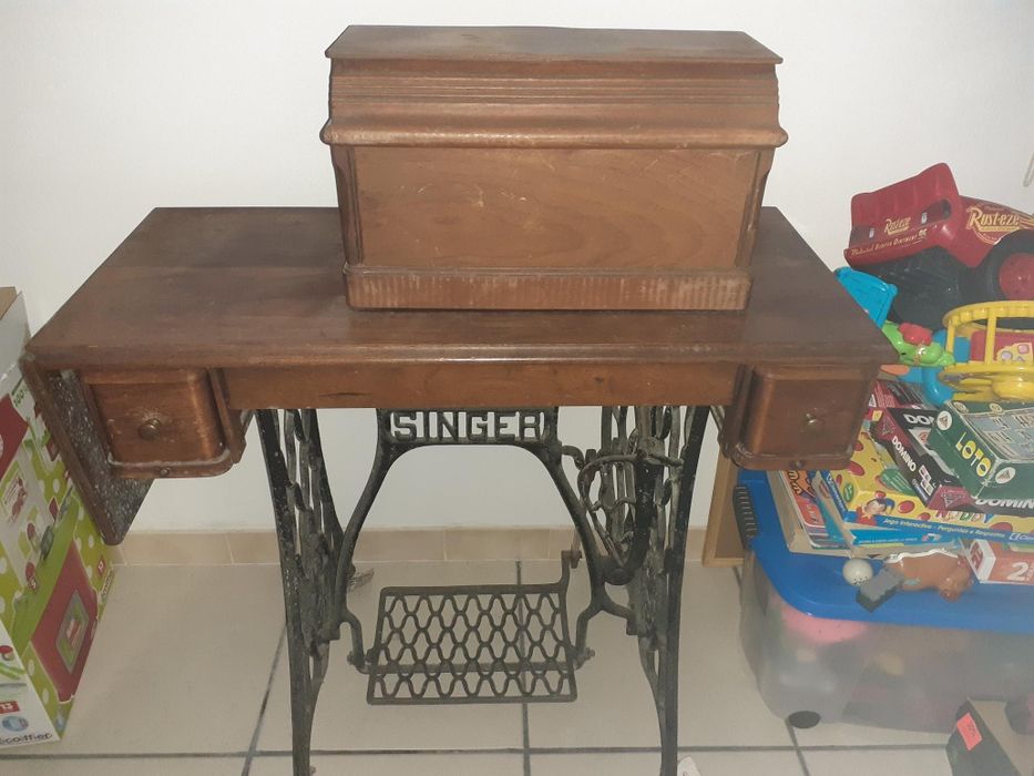 Máquina de costura da singer de 1908