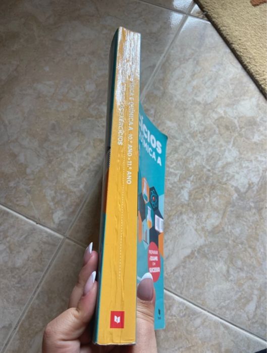 Livro de exercicios de fisica e quimica A