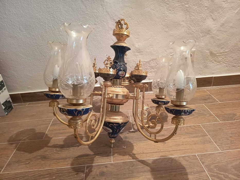 Lustre Antigo Bronze Dourado e Porcelana Azul – Estilo Luís XV